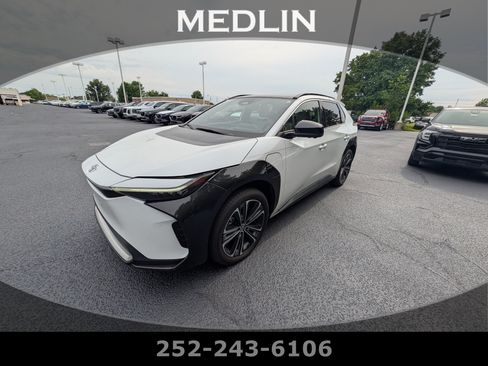 Used 2023 Toyota bZ4X FWD w/ Weather Package image 1