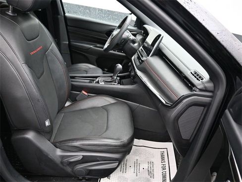 Used 2024 Jeep Compass Trailhawk image 6