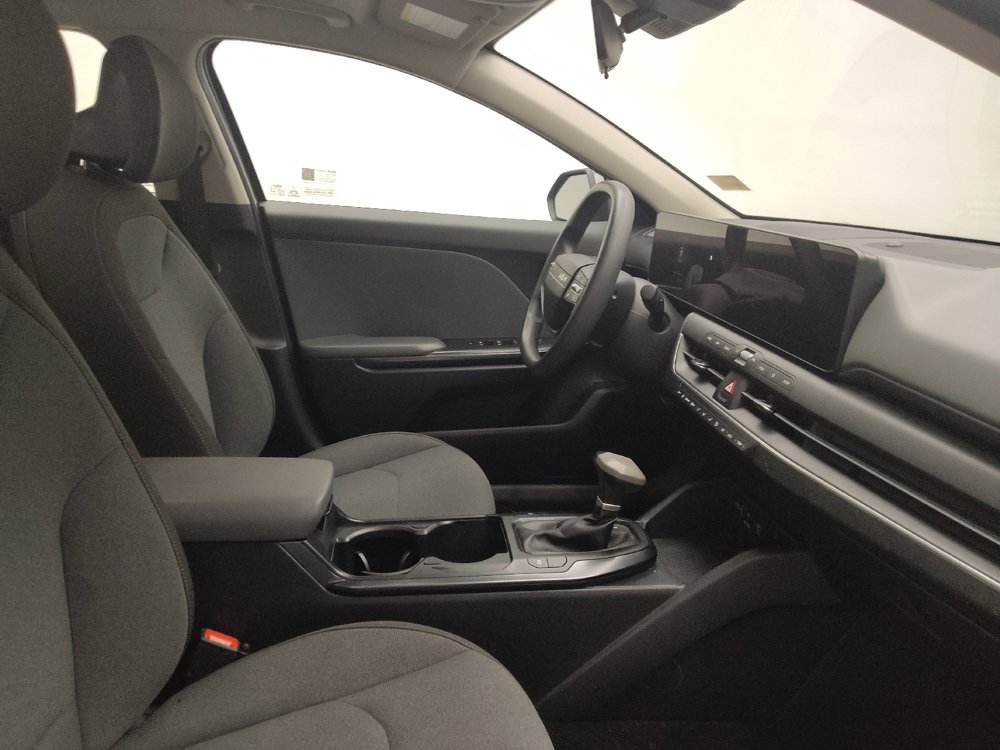 Used 2025 Kia K4 FWD image 21