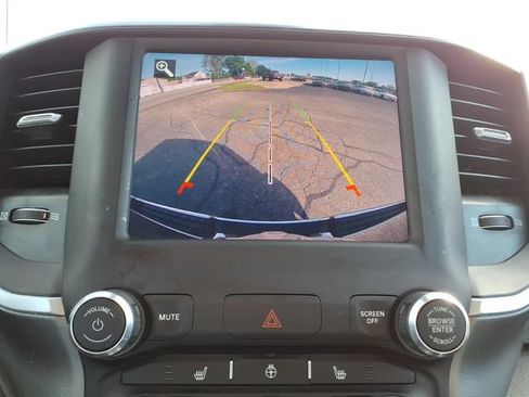 Used 2020 RAM 1500 Big Horn AWD/4WD image 23