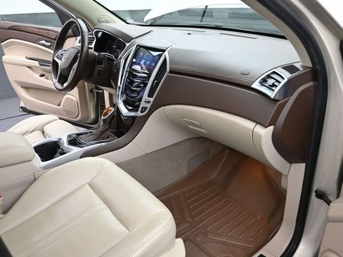 Used 2014 Cadillac SRX Luxury w/ Driver Awareness Package FWD image 26