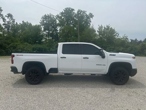Certified 2024 Chevrolet Silverado 2500 Custom w/ Custom Value Package AWD/4WD image 5