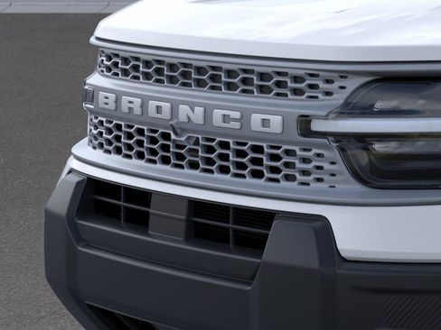 New 2025 Ford Bronco Sport Outer Banks image 17