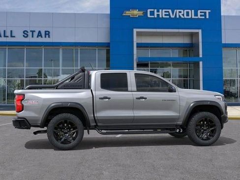 New 2025 Chevrolet Colorado Trail Boss w/ Midnight Edition image 9