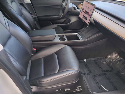 Used 2021 Tesla Model 3 Standard Range Plus image 20