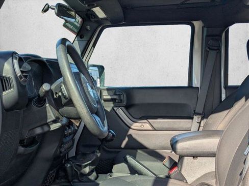 Used 2017 Jeep Wrangler Unlimited Sport image 13