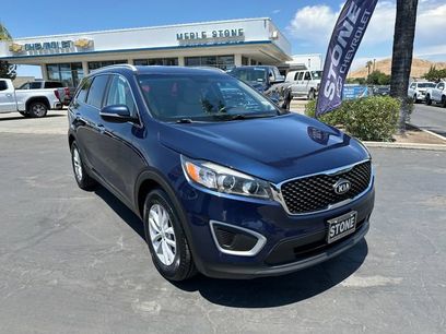 Used 2017 Kia Sorento FWD w/ LX Convenience Package