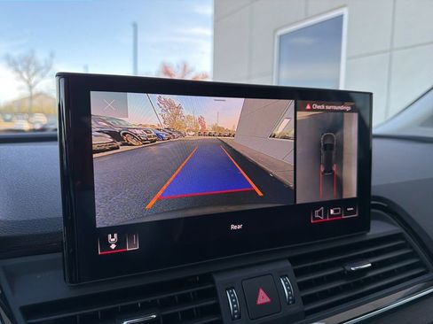 Used 2023 Audi Q5 2.0T Premium Plus w/ Premium Plus Package image 12