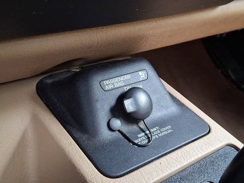 Used 2002 Jeep Wrangler Sport AWD/4WD image 26