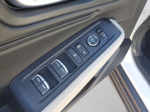 New 2025 Honda Accord SE image 22