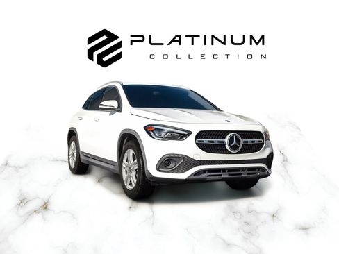 Used 2022 Mercedes-Benz GLA 250 4MATIC w/ Premium Package image 1