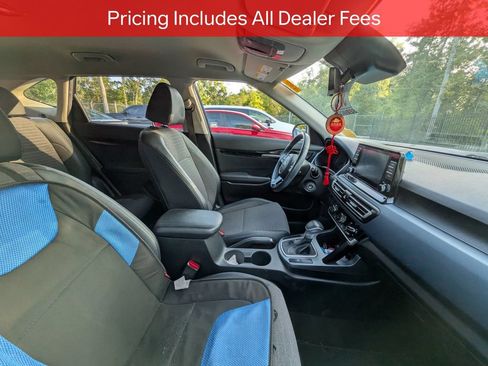 Used 2021 Kia Seltos S FWD image 9