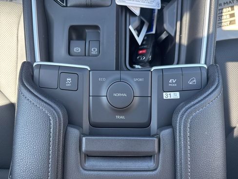New 2026 Toyota Grand Highlander AWD Hybrid image 16