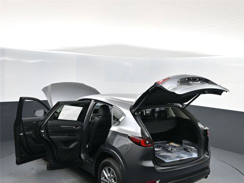 New 2025 MAZDA CX-5 AWD 2.5 S w/ Preferred Package image 15