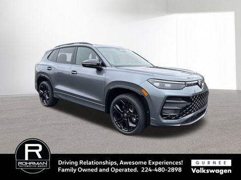 New 2026 Volkswagen Tiguan SE R-Line AWD/4WD image 2