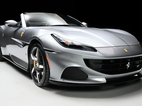 Used 2022 Ferrari Portofino M RWD image 31