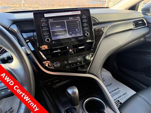 Used 2024 Toyota Camry SE image 25