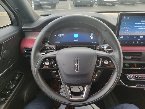 Certified 2024 Lincoln Corsair Reserve w/ Equipment Group 201A image 6