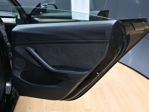 Used 2023 Tesla Model 3 Standard Range RWD image 40