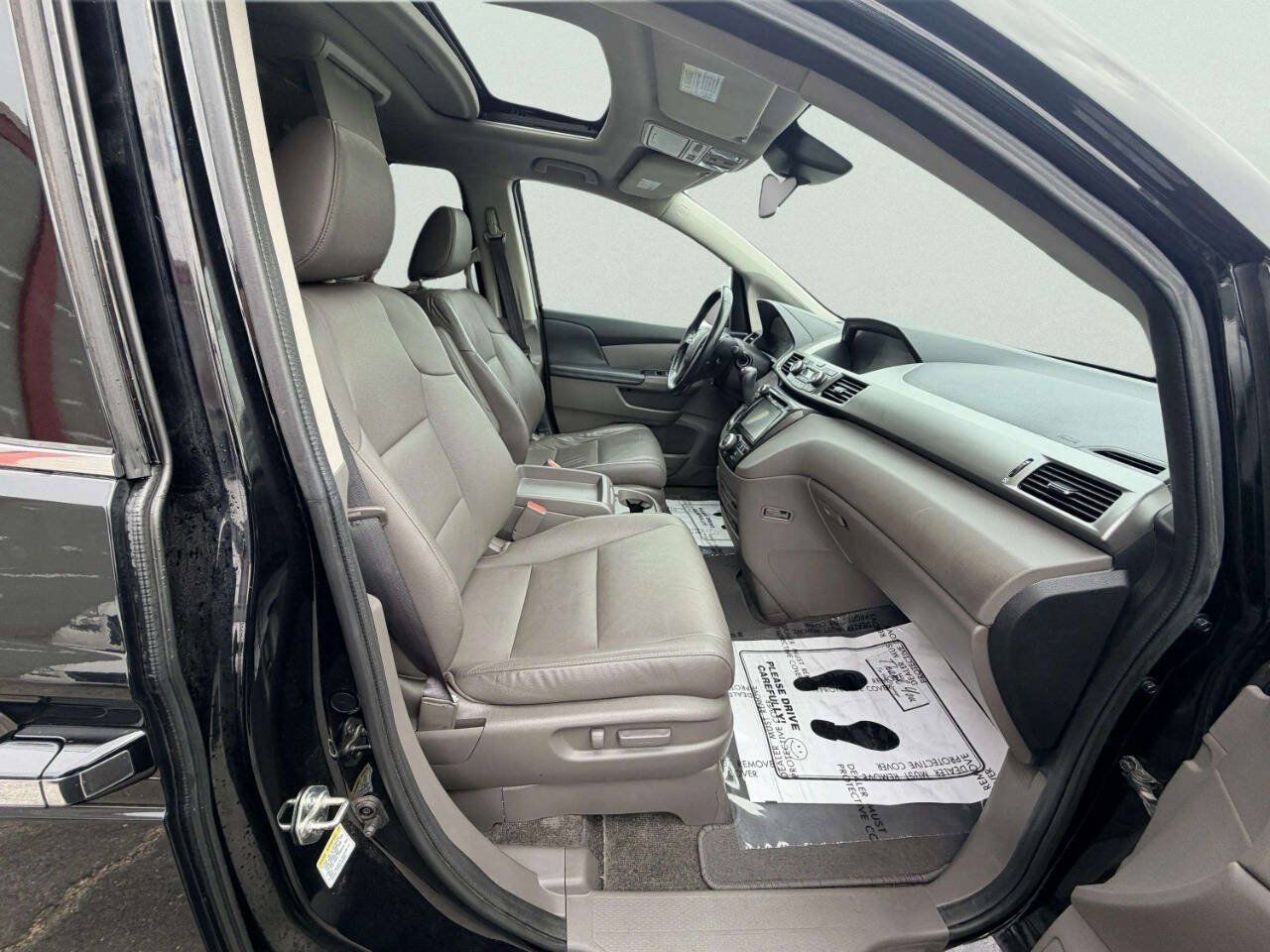 Used 2016 Honda Odyssey Touring image 30