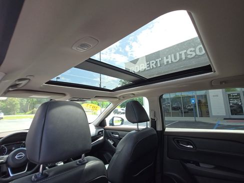 Used 2022 Nissan Rogue SL FWD image 20