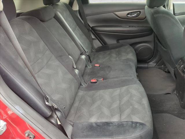 Used 2014 Nissan Rogue SV w/ SV Premium Package FWD image 19