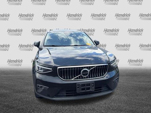 Used 2023 Volvo XC40 B5 Ultimate w/ Climate Package AWD/4WD image 6