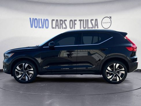 New 2025 Volvo XC40 B5 Plus w/ Protection Package Premier image 2