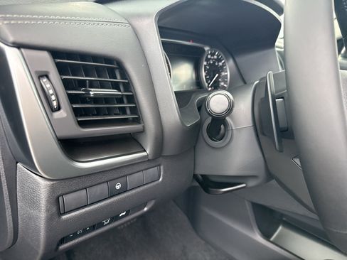 New 2026 Nissan Rogue SV AWD/4WD image 14