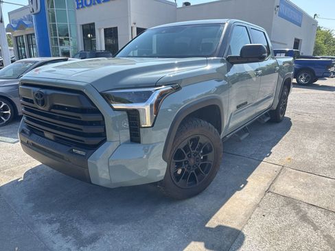 Used 2025 Toyota Tundra SR5 RWD image 1