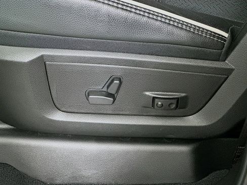 Used 2025 RAM 3500 Laramie w/ Sport Appearance Package image 23