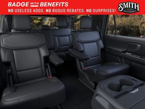New 2026 Ford Expedition Max Platinum w/ Stealth Appearance Package AWD/4WD image 12