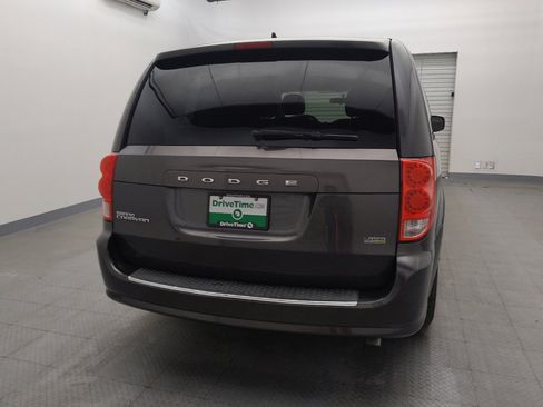 Used 2016 Dodge Grand Caravan SE w/ Quick Order Package 29E SE image 7