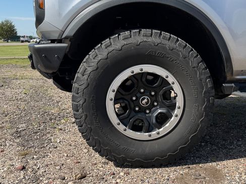 Used 2022 Ford Bronco Black Diamond w/ Sasquatch Package AWD/4WD image 19
