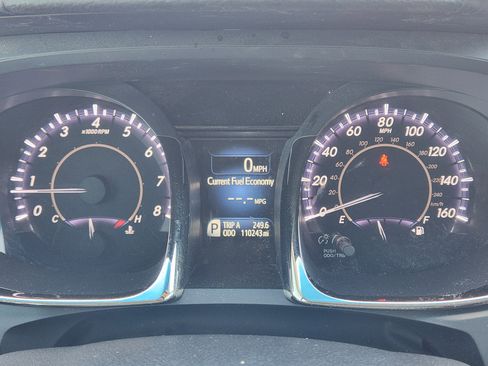 Used 2013 Toyota Avalon XLE image 16