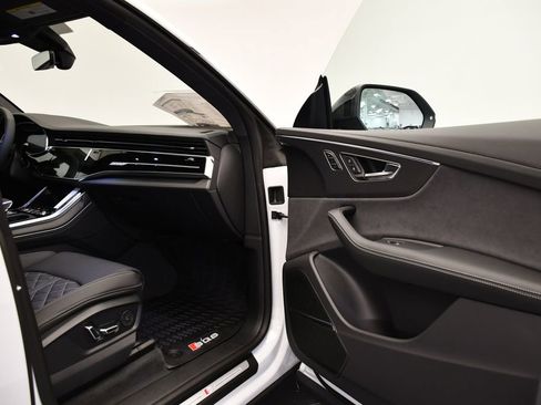 New 2026 Audi SQ8 Prestige image 44