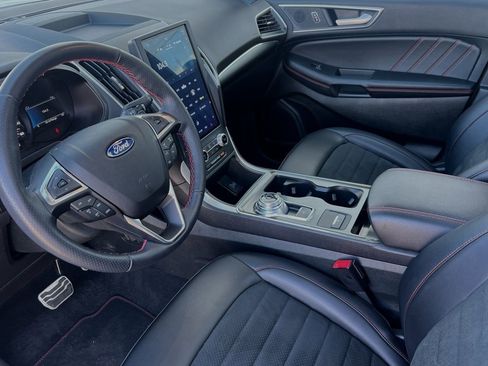 Used 2023 Ford Edge ST-Line w/ Class II Trailer Tow Package image 13