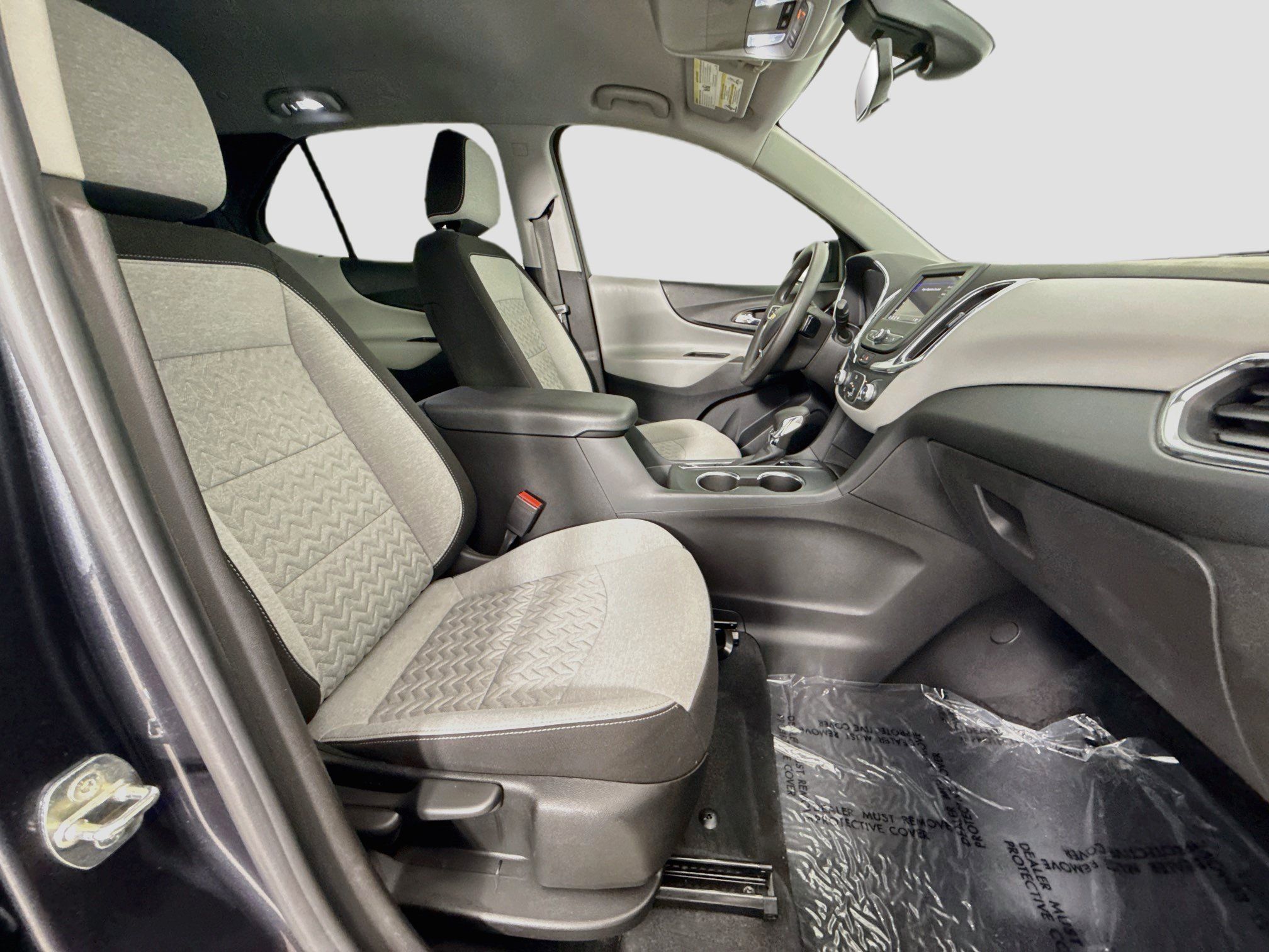 Used 2022 Chevrolet Equinox LS w/ LS Convenience Package FWD image 29