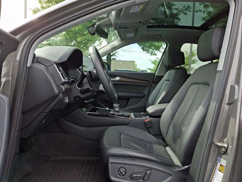 Used 2023 Audi Q5 2.0T Premium Plus w/ Premium Plus Package AWD/4WD image 13