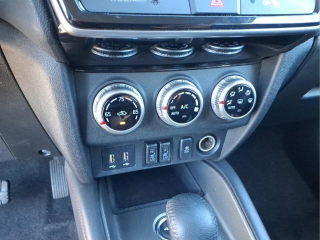 Used 2025 Mitsubishi Outlander Sport ES AWD/4WD image 25