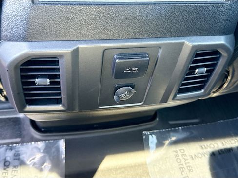 Used 2015 Ford F150 XLT w/ Equipment Group 301A Mid RWD image 18