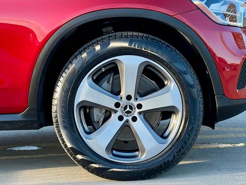 Certified 2020 Mercedes-Benz GLC 300 4MATIC image 4