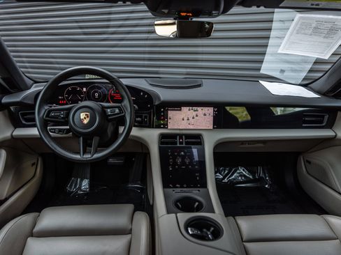 Certified 2024 Porsche Taycan image 11