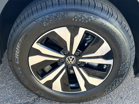 New 2026 Volkswagen Atlas SE image 6