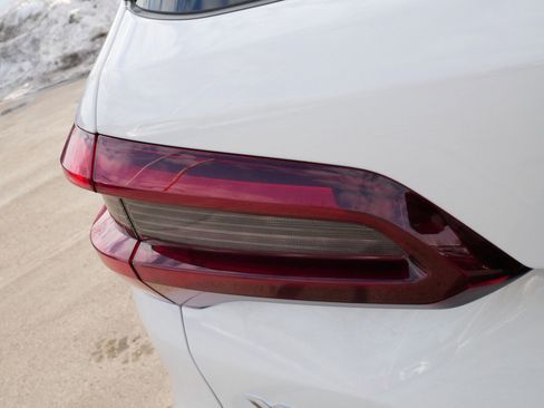 Used 2022 BMW X5 xDrive45e w/ Executive Package image 17