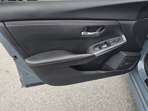 Used 2024 Nissan Sentra SR w/ SR Premium Package image 20