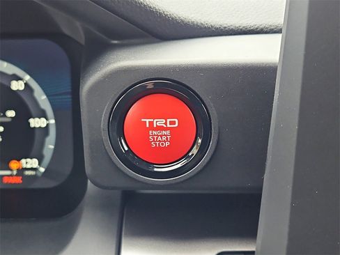 New 2025 Toyota Tacoma TRD Off-Road image 15