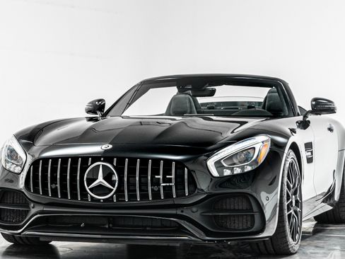 Used 2018 Mercedes-Benz AMG GT C image 5