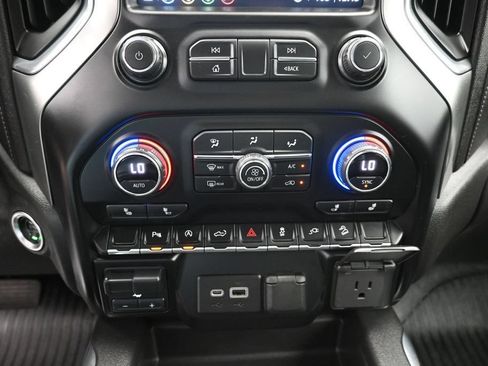 Used 2021 Chevrolet Silverado 1500 LT Trail Boss w/ Convenience Package II AWD/4WD image 21