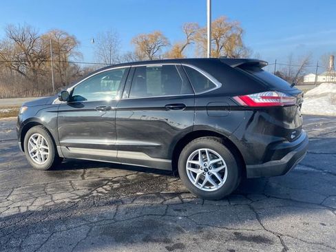 Used 2024 Ford Edge SEL image 6